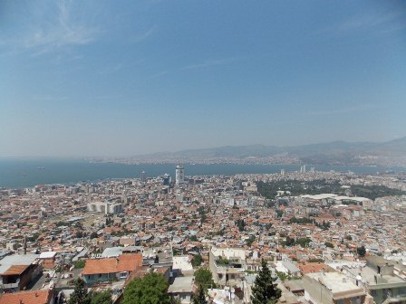 панорама измира с вершины горы пагос
